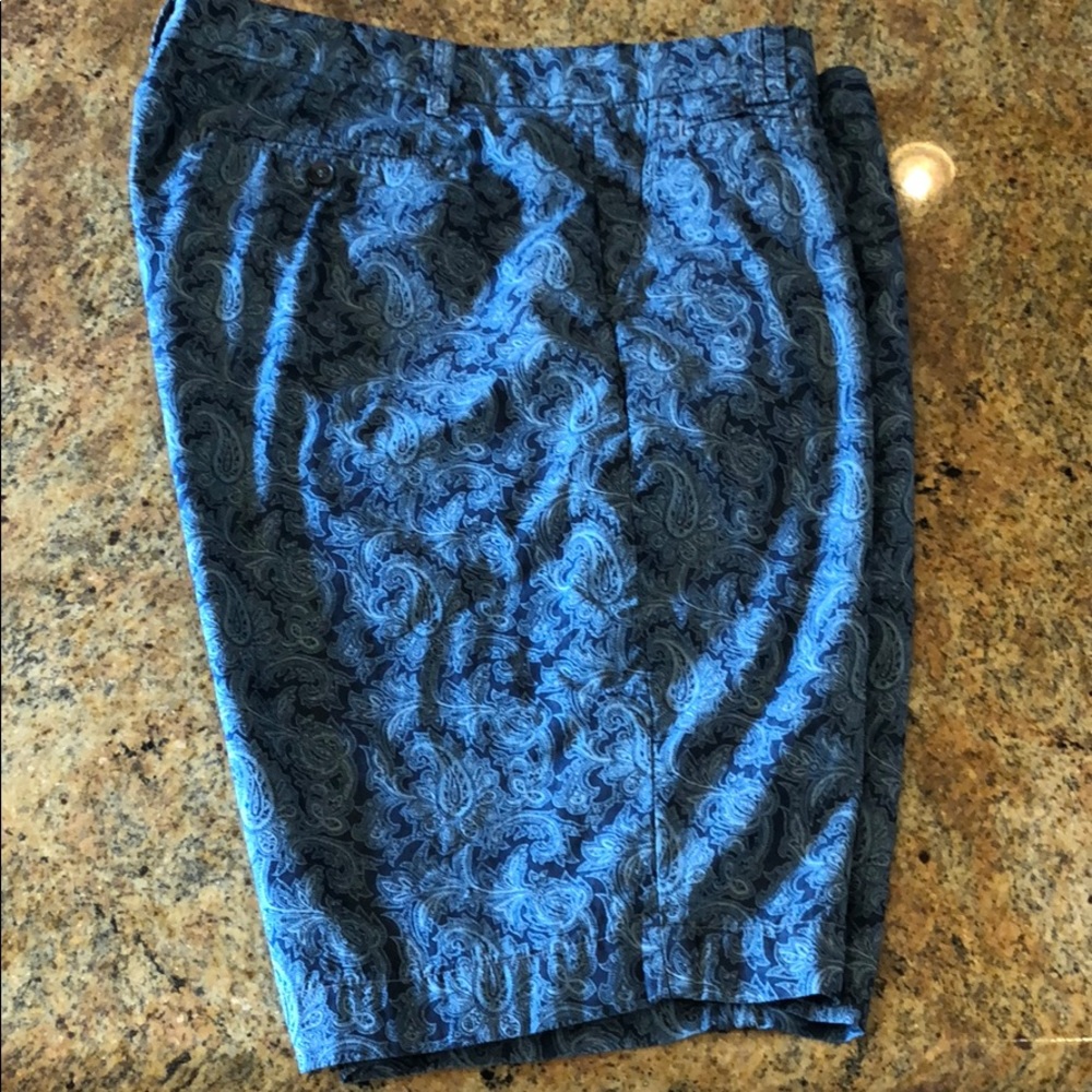 Hickey Freeman Paisley Shorts - 10 Inseam